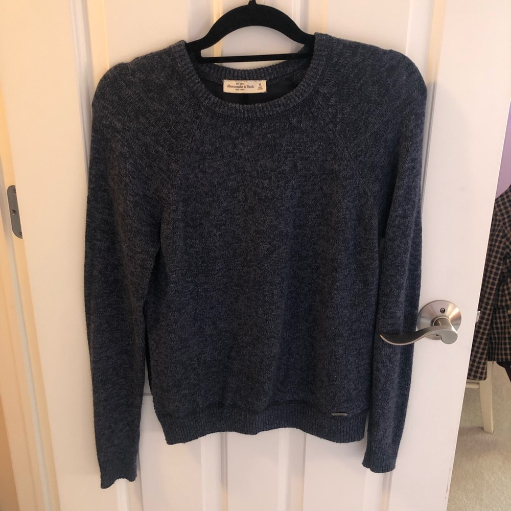 Abercrombie & Fitch fine knit sweater w chiffon
